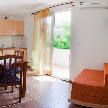Apartment Sangaleti Lastovo المظهر الخارجي الصورة