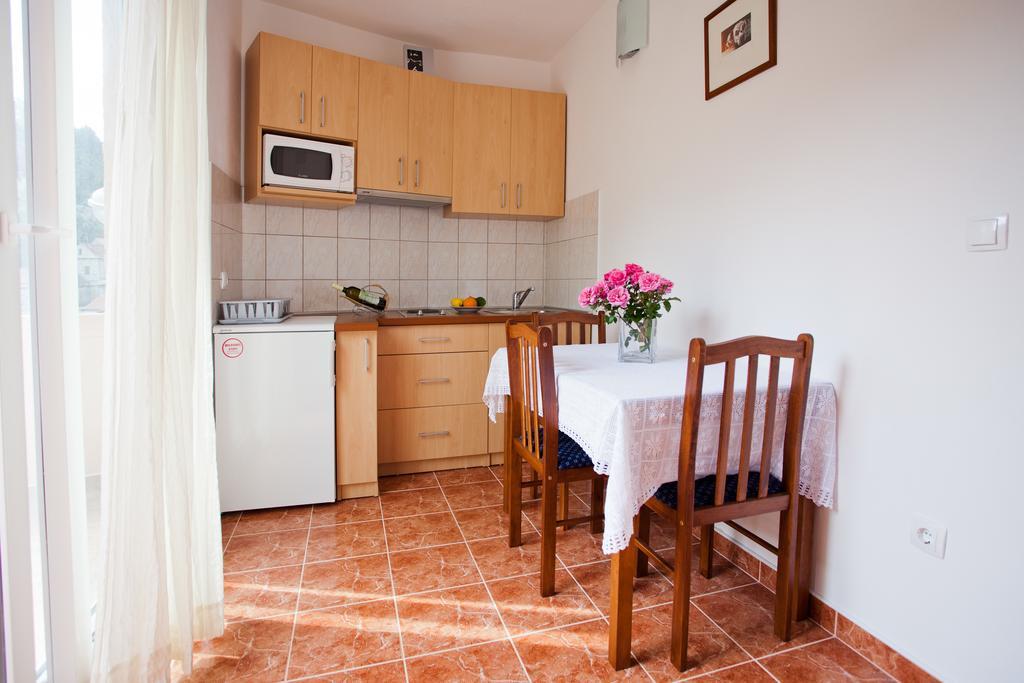 Apartment Sangaleti Lastovo المظهر الخارجي الصورة